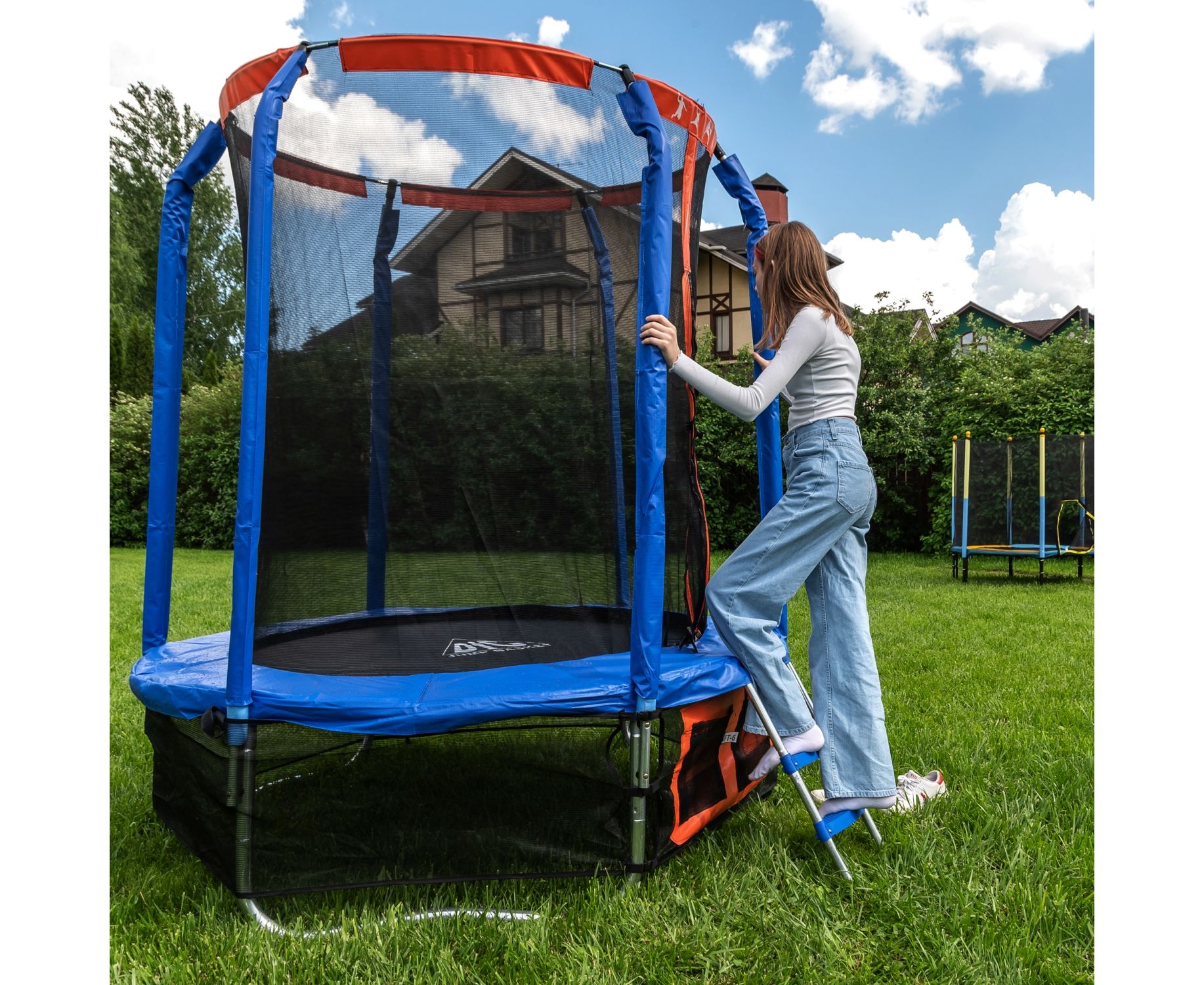 Батут DFC Jump Basket 12ft внутр.сетка, лестница (366cм) 12FT-JBSK-B 1834_1500